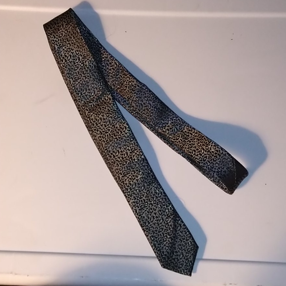 Tie